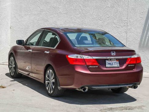 Used 2015 Honda Accord Sport image 6