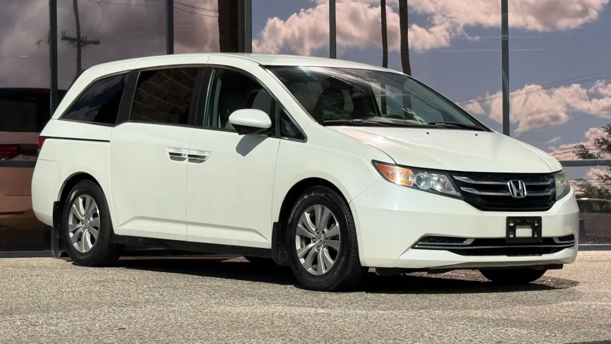 Used 2016 Honda Odyssey EX image 17