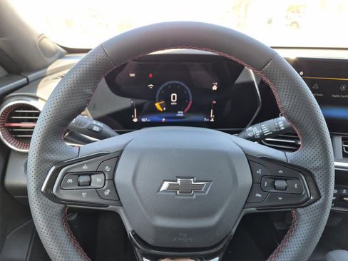 New 2026 Chevrolet Trax RS w/ Sunroof Package image 16