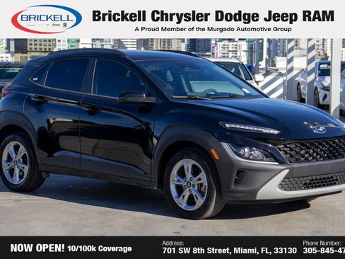 Used 2023 Hyundai Kona SEL image 3