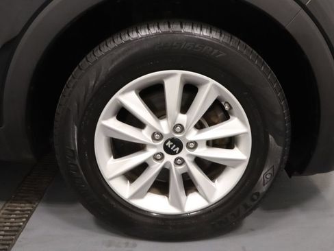 Used 2019 Kia Sorento AWD image 24