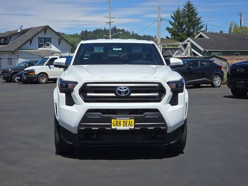 New 2026 Toyota Tacoma SR5 RWD image 3