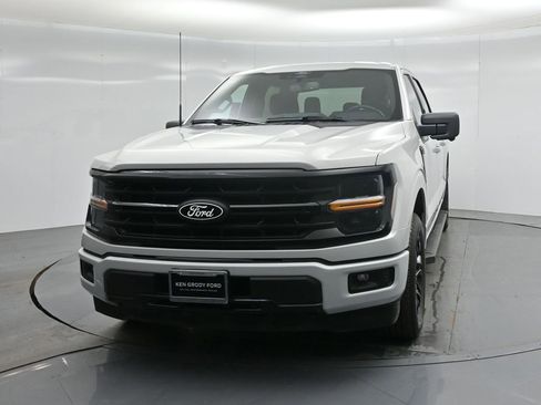 Used 2024 Ford F150 XLT w/ XLT Black Appearance Package image 54