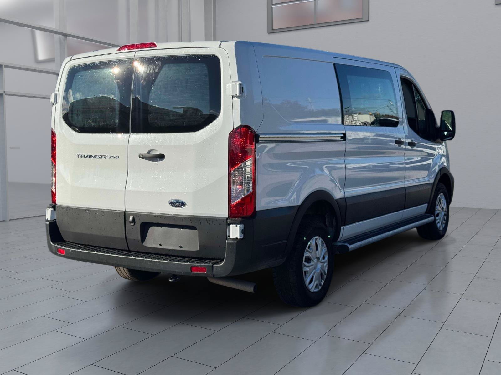 Used 2025 Ford Transit 250 Low Roof w/ Exterior Upgrade Package RWD image 6