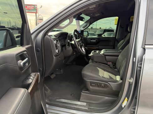 Used 2020 GMC Sierra 1500 SLE w/ SLE Value Package AWD/4WD image 4
