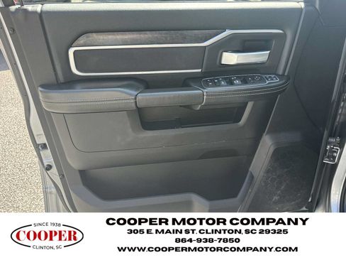Used 2024 RAM 2500 Big Horn AWD/4WD image 10