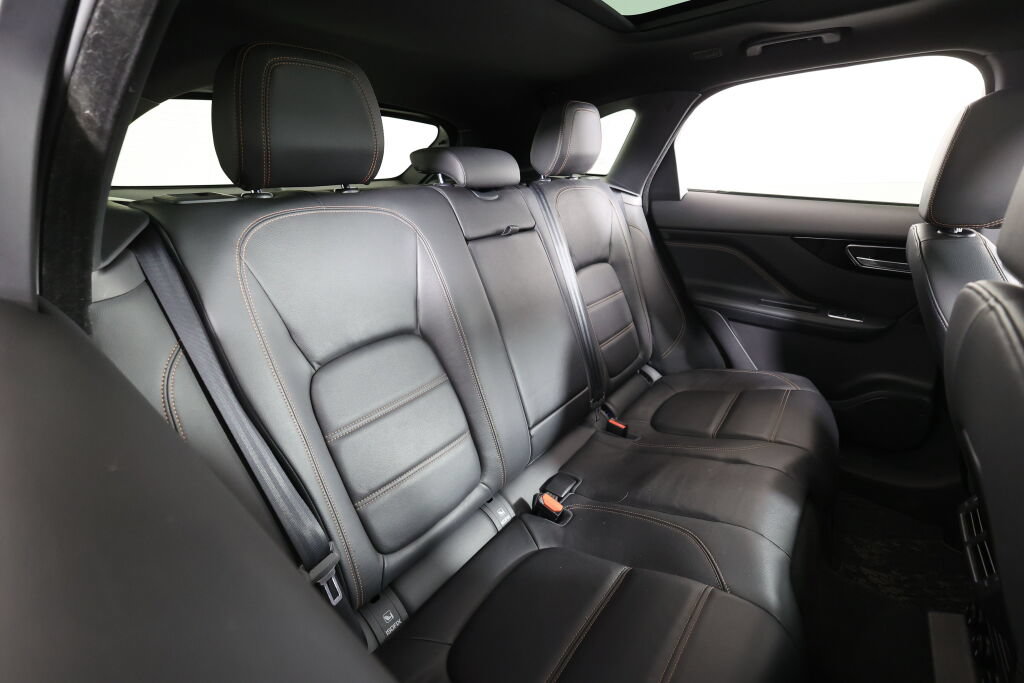 Used 2018 Jaguar F-PACE Prestige AWD/4WD image 21