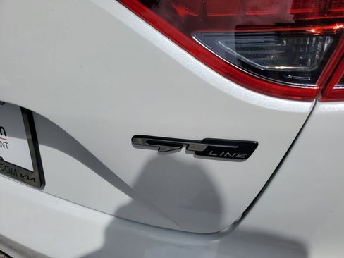 Certified 2022 Kia Stinger GT-Line w/ Sun & Sound Package RWD image 7
