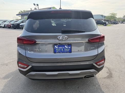 Used 2020 Hyundai Santa Fe SE AWD/4WD image 5