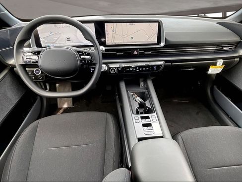New 2025 Hyundai Ioniq 6 SE image 5