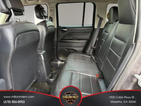 Used 2017 Jeep Patriot High Altitude AWD/4WD image 18
