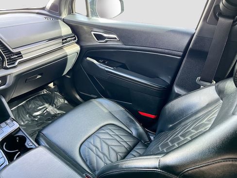 Used 2025 Kia Sportage X-Line w/ Premium Package image 24