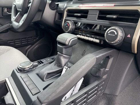 Used 2025 Toyota Tacoma SR5 image 8