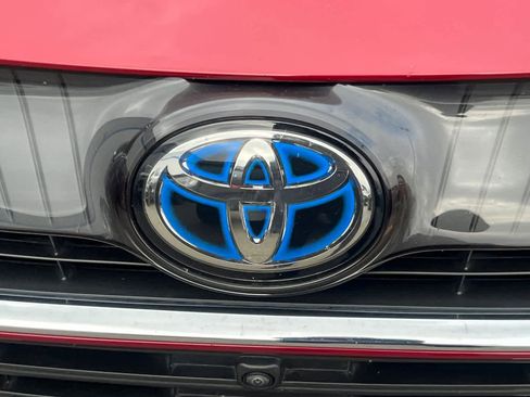 Used 2023 Toyota Venza Limited AWD/4WD image 13