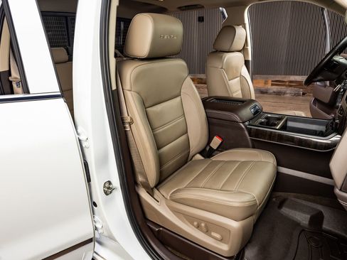 Used 2016 GMC Sierra 2500 Denali w/ Duramax Plus Package image 26