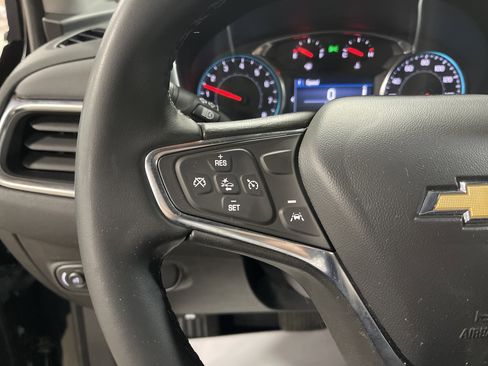 Used 2024 Chevrolet Equinox LT image 18