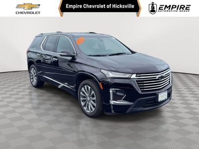 Used 2023 Chevrolet Traverse Premier