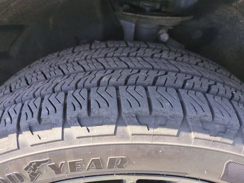 Certified 2025 Ford Maverick Lobo AWD/4WD image 11