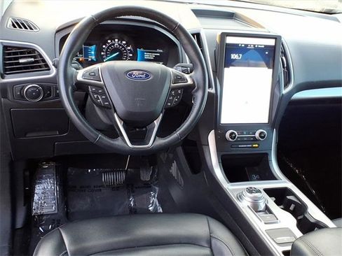 Used 2024 Ford Edge SEL image 11