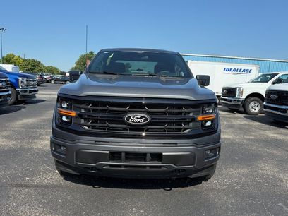 New 2026 Ford F150 XLT w/ XLT Black Appearance Package
