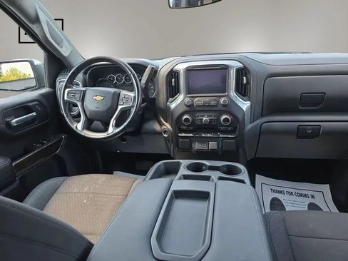 Used 2022 Chevrolet Silverado 1500 LT AWD/4WD image 14
