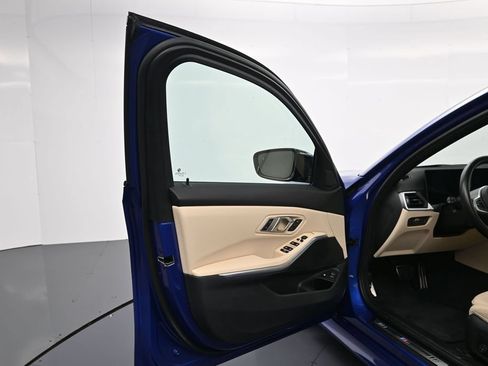 Used 2023 BMW 330e w/ M Sport Package RWD image 15