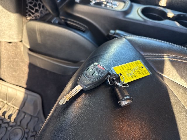 Used 2017 Jeep Wrangler Unlimited Rubicon AWD/4WD image 27