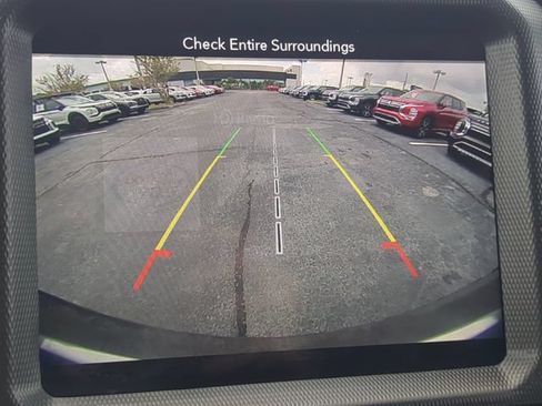 Used 2019 Jeep Wrangler Unlimited Sahara AWD/4WD image 25