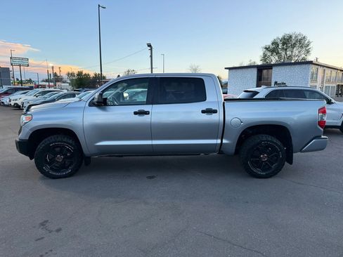 Used 2017 Toyota Tundra SR5 w/ SR5 Upgrade Package AWD/4WD image 6