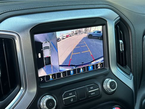 Used 2023 GMC Sierra 2500 SLT w/ SLT Premium Package image 17