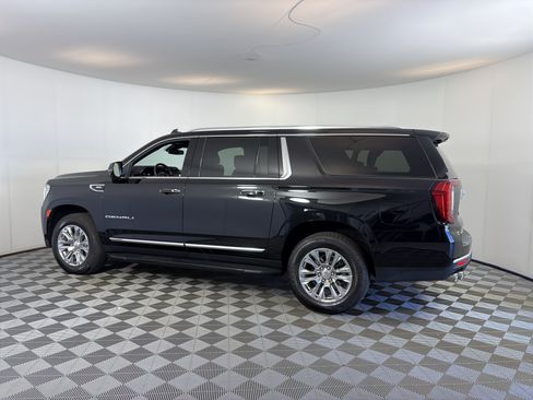 Certified 2024 GMC Yukon XL Denali w/ Max Trailering Package AWD/4WD image 9
