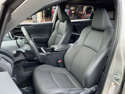 Used 2023 Toyota bZ4X XLE w/ Weather Package image 19