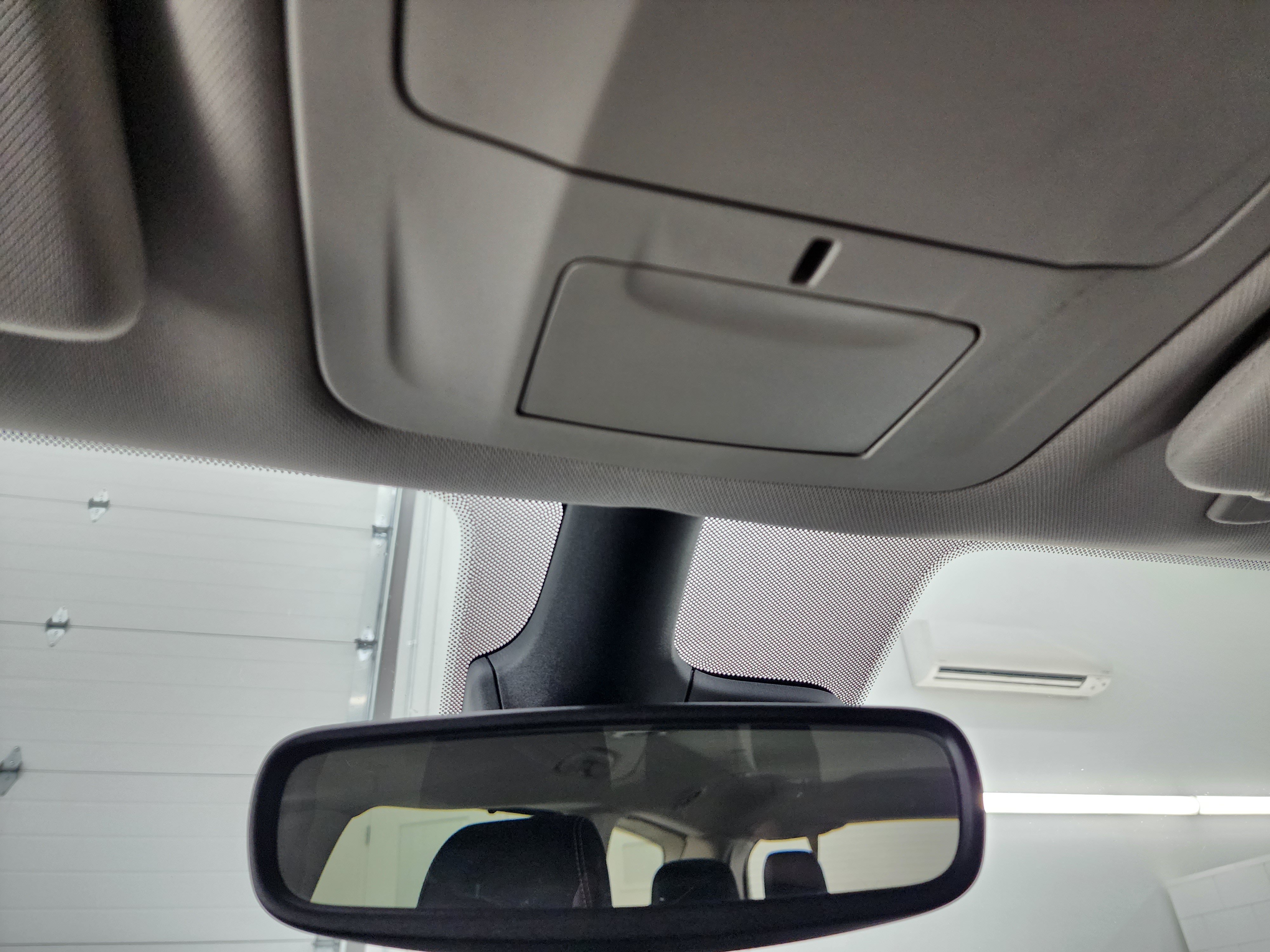 Used 2024 Chrysler Pacifica Touring-L FWD image 62
