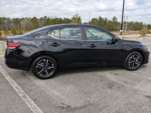 Used 2024 Nissan Sentra SV image 19