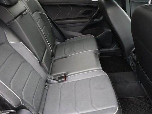 Used 2023 Volkswagen Tiguan SEL R-Line image 14