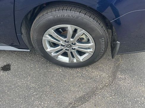 Used 2022 Toyota Sienna XSE w/ XSE Plus Package image 28