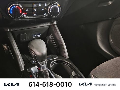 Used 2024 Chevrolet TrailBlazer LT w/ LT Cold Weather Package FWD image 24