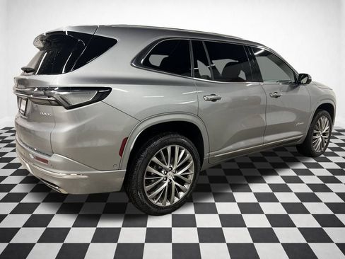 New 2026 Buick Enclave Avenir image 8