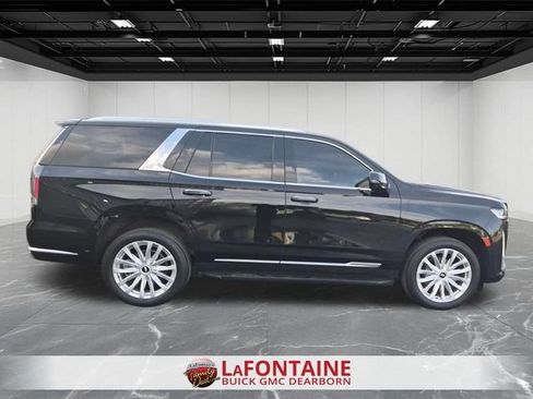 Certified 2022 Cadillac Escalade Luxury AWD/4WD image 6