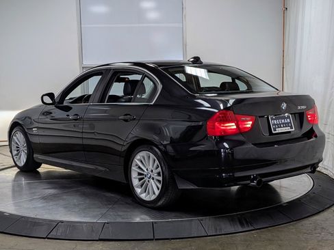Used 2011 BMW 335i xDrive Sedan AWD/4WD image 7