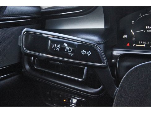 Used 2023 Lincoln Nautilus AWD image 20