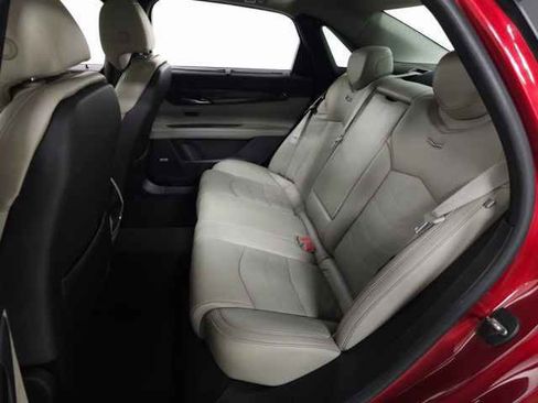 Used 2018 Cadillac CT6 Luxury image 26