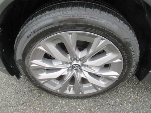 Used 2024 MAZDA CX-90 3.3 Turbo w/ Premium Plus Pkg image 10