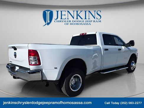 Used 2024 RAM 3500 Big Horn AWD/4WD image 3