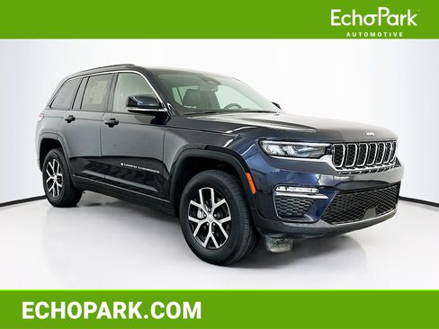 Used 2024 Jeep Grand Cherokee Limited image 1