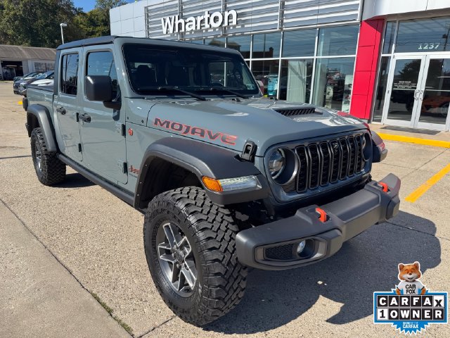 Used 2024 Jeep Gladiator Mojave w/ Technology Group AWD/4WD image 19