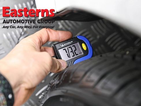 Used 2020 Toyota Camry LE image 29