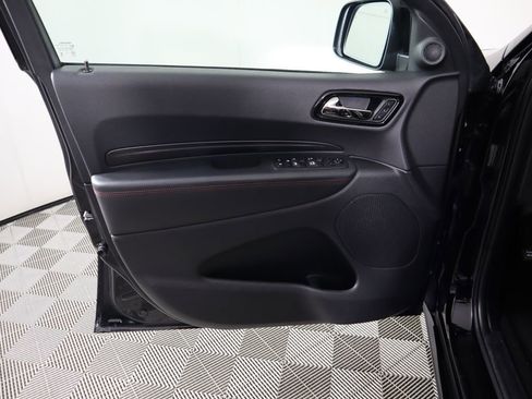 Used 2023 Dodge Durango GT image 26