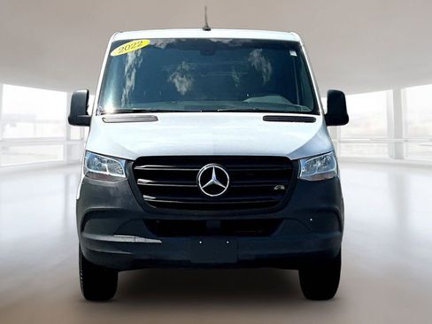 Used 2022 Mercedes-Benz Sprinter 2500 image 2