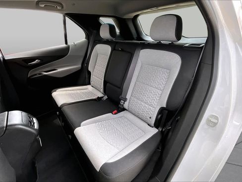 Used 2022 Chevrolet Equinox LT FWD image 21